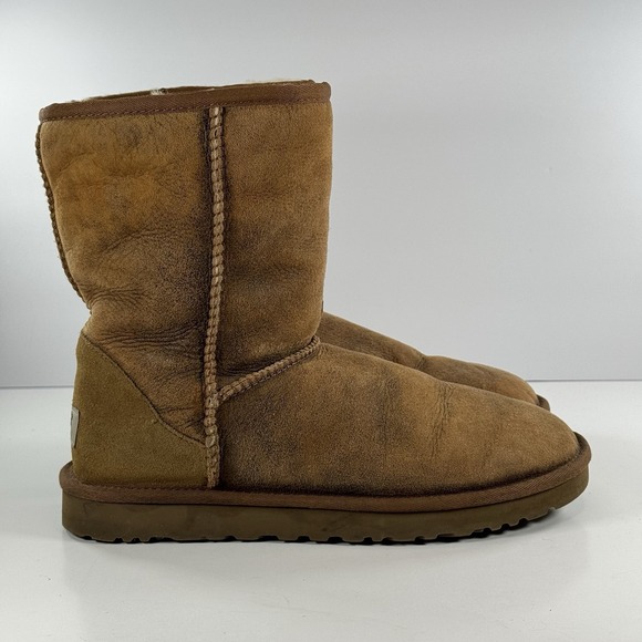 UGG Australia Classic Short Bomber Sheepskin Suede Leather Warm Boots Men's Sz 7 - Picture 1 of 11